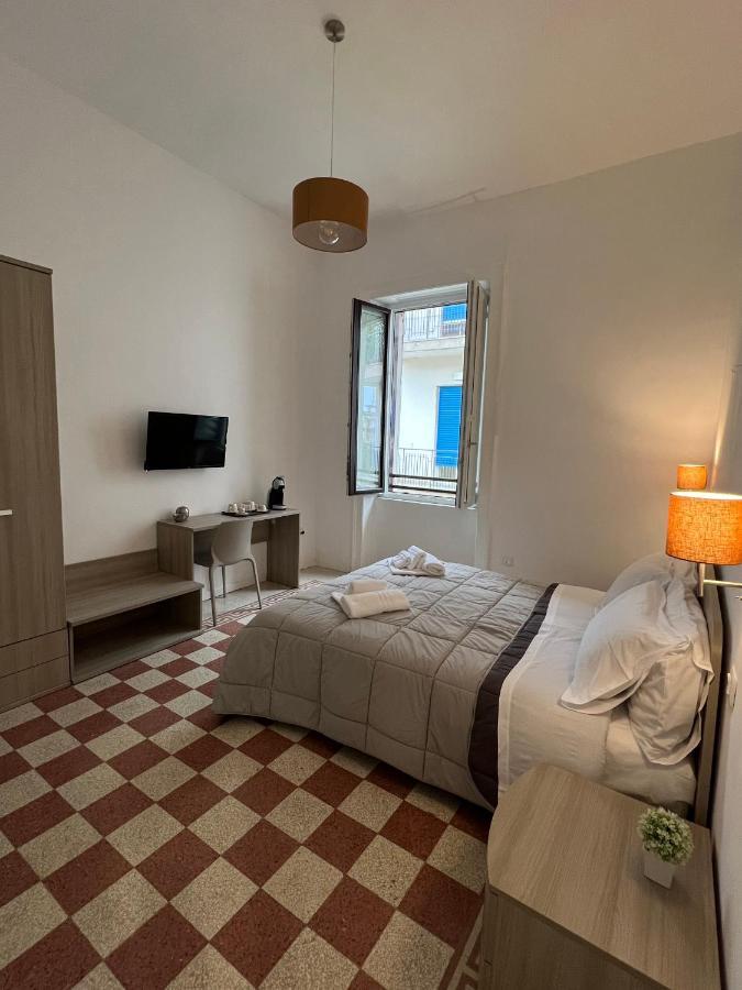 Bonadies64 B&B Salerno Buitenkant foto