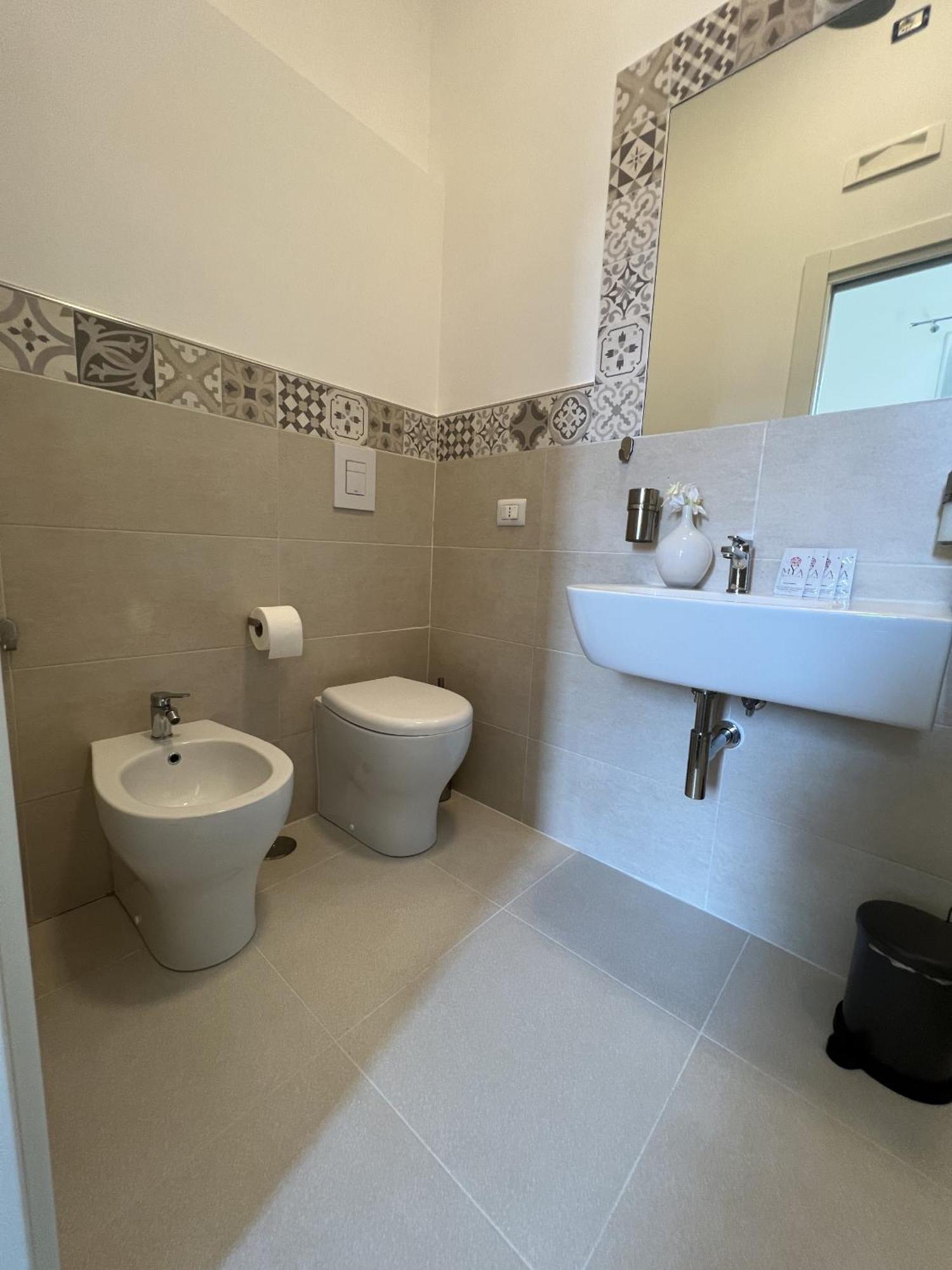 Bonadies64 B&B Salerno Kamer foto