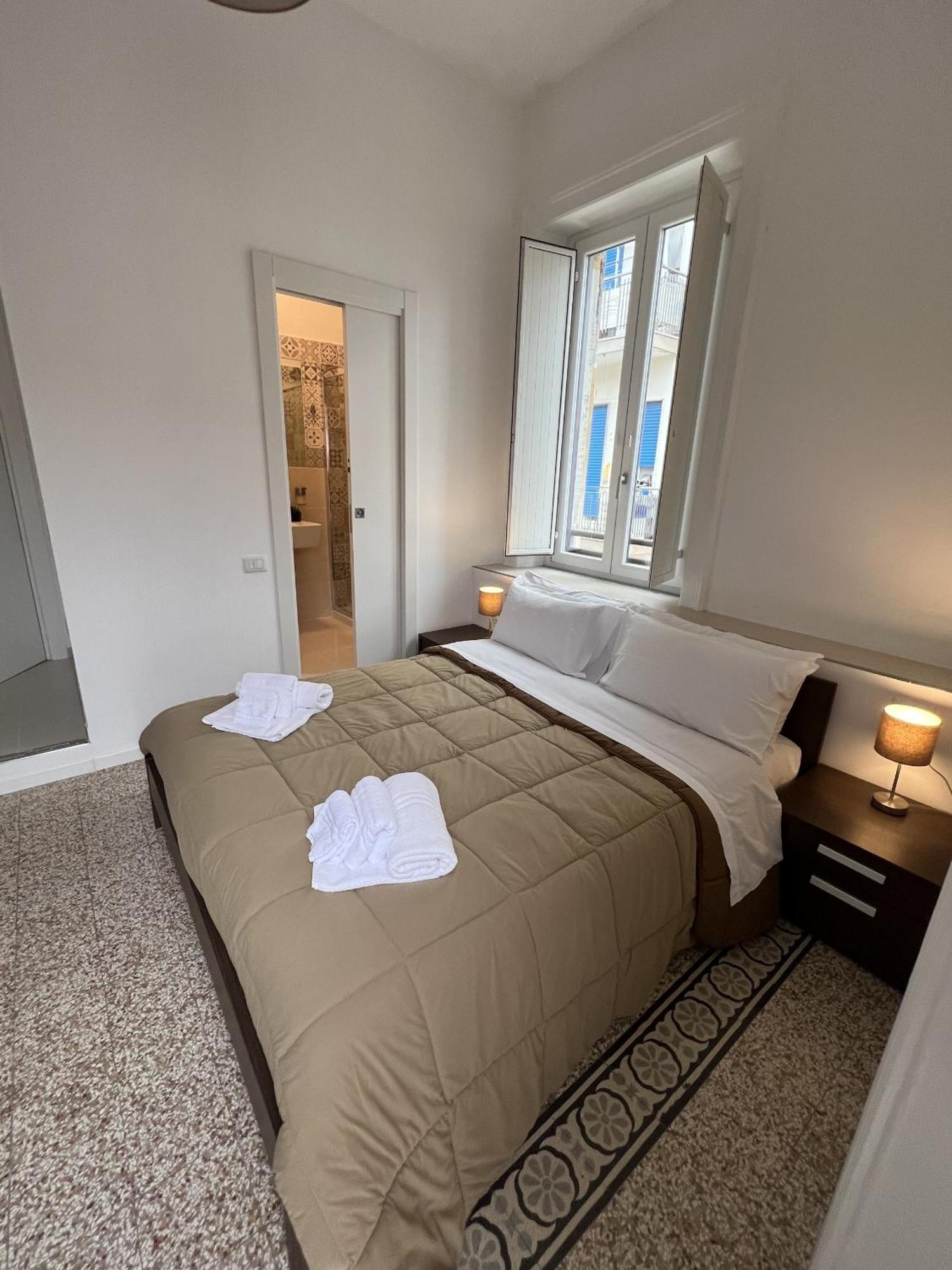 Bonadies64 B&B Salerno Kamer foto